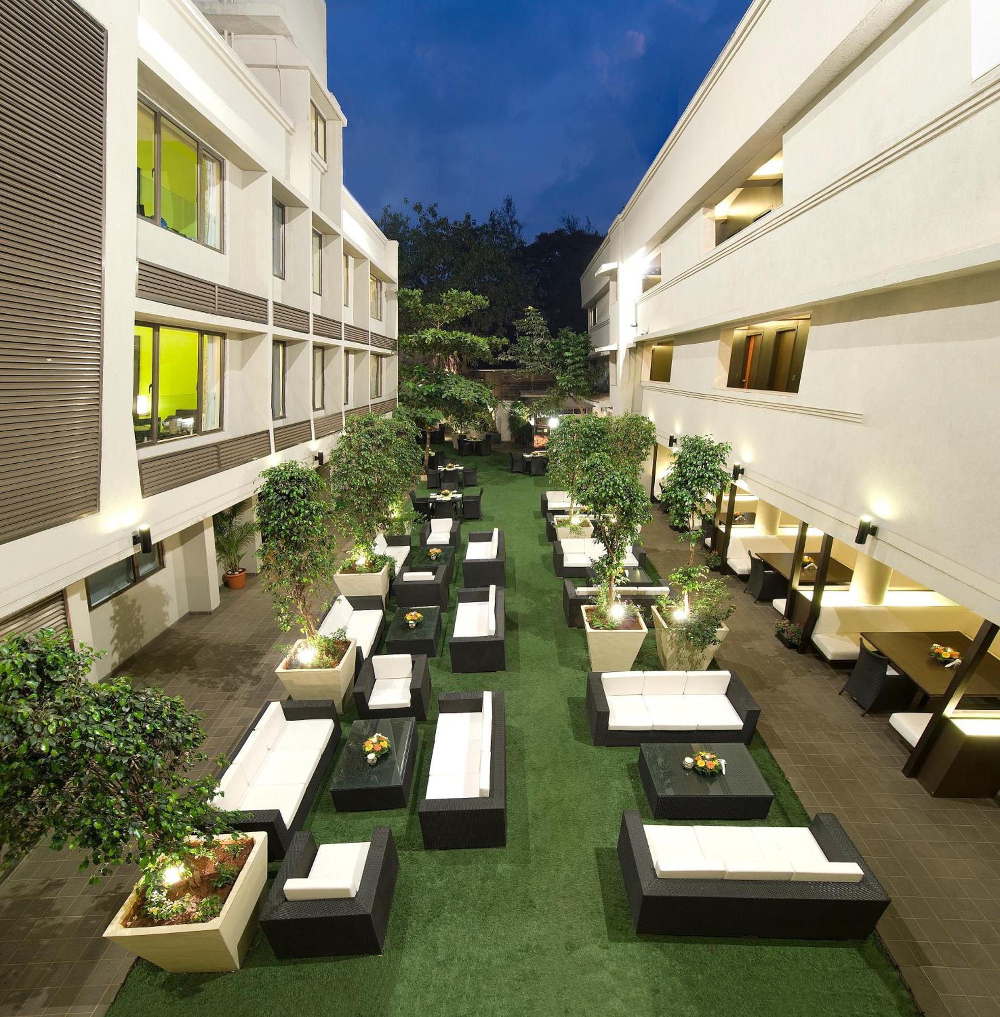 Citrus Hotel Lonavala Exterior foto